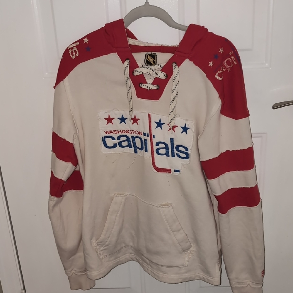 Washington Capitals Distressed CCM Hoodie